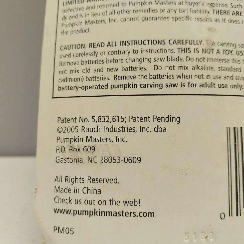 Pumpkin Masters Power Master Power Saw PM05 Battery Operated NOS Sealed 2005